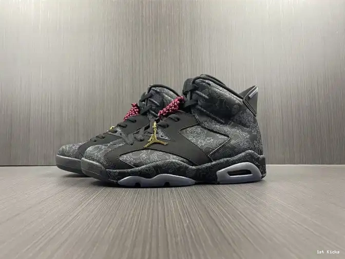 Retro Triple Black DB9818-001 Jordan (W) SD 6 0530